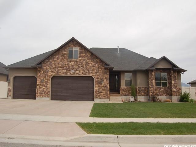 9209 S NEW HERITAGE DR, West Jordan UT 84088