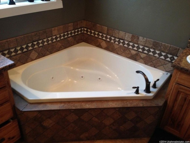 16 S 1100 E, Smithfield, UT 84335 — photo 10