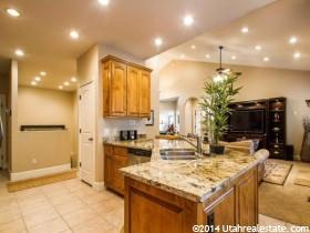 461 S 225 E, Centerville, UT 84014 — photo 11