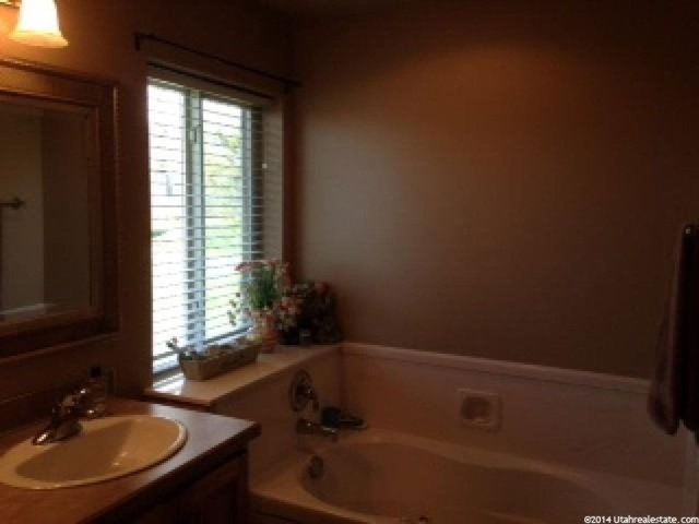 169 E 520 N, Smithfield, UT 84335 — photo 10
