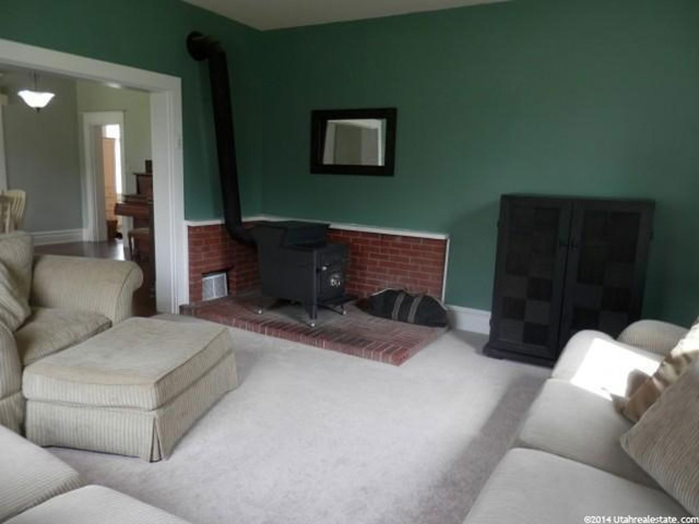 565 E 100 S, Hyrum, UT 84319 — photo 2
