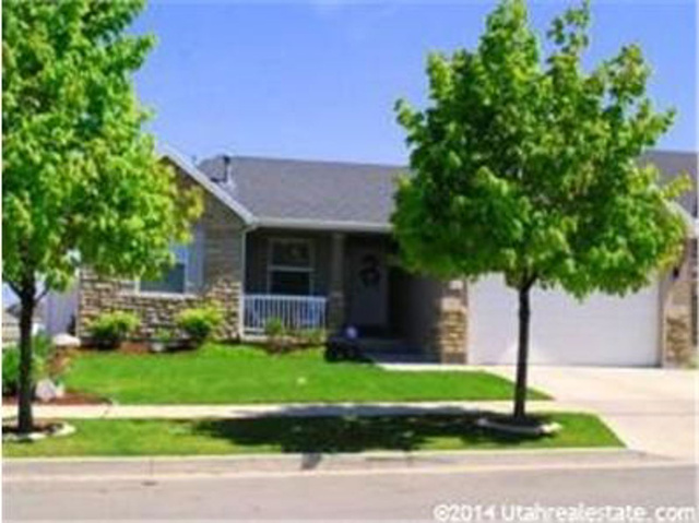7493 S Park Maple Dr W, West Jordan, UT 84081
