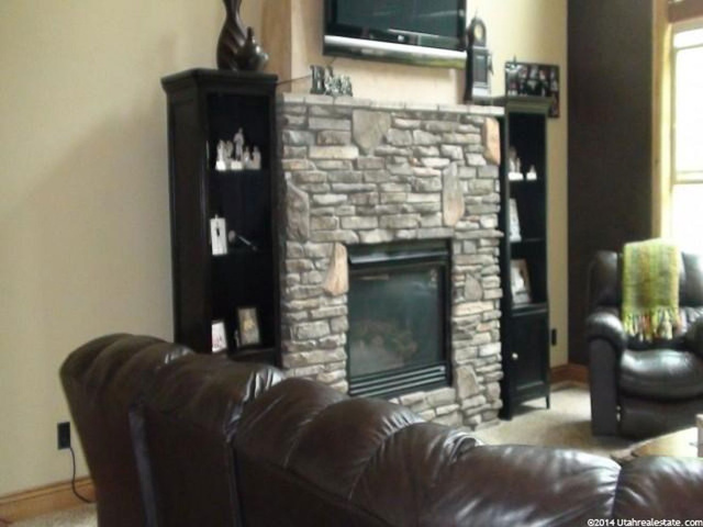 1140 Forgotten Ln S, Providence, UT 84332 — photo 2