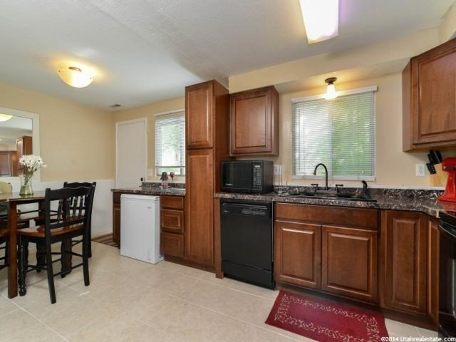 111 E Center St #8-D, Clearfield, UT 84015 — photo 5