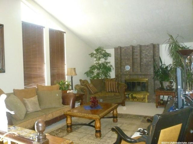 1646 E Navajo Dr, Ogden, UT 84403 — photo 2