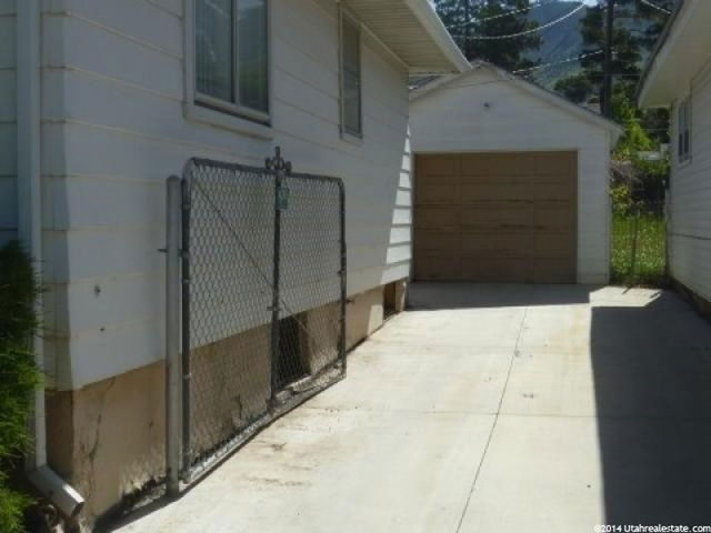 2106 S Jackson Ave E, Ogden, UT 84401 — photo 2