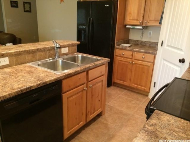 8 E Andrews Ln, Providence, UT 84332 — photo 2