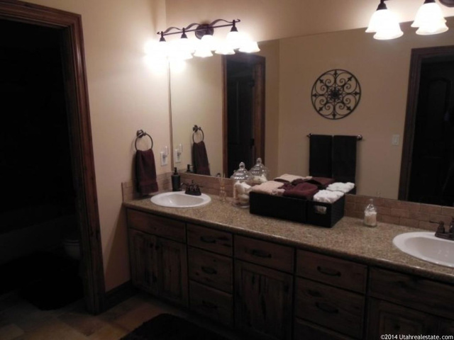 3673 Augusta Dr, Syracuse, UT 84075 — photo 4