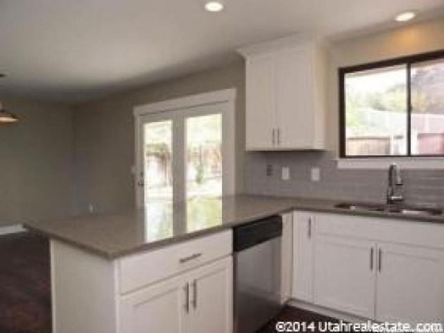 9517 S 1335 E, Sandy, UT 84092 — photo 11