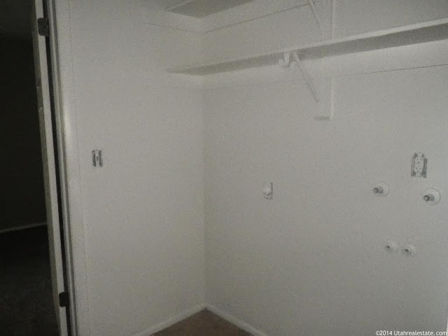850 S 1650 E #B, Clearfield, UT 84015 — photo 11