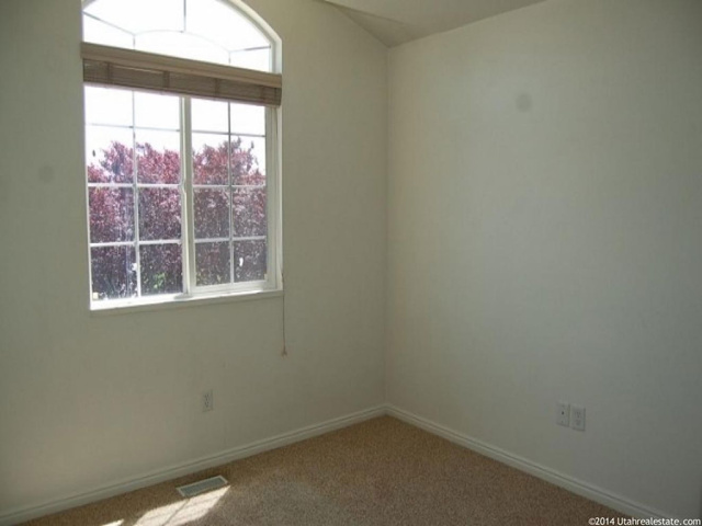768 W 910 N, Clinton, UT 84015 — photo 6