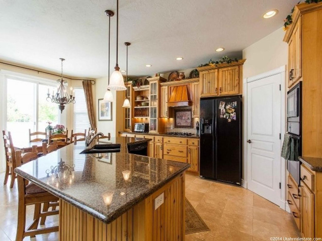 2065 E 9510 S, Sandy, UT 84092 — photo 12