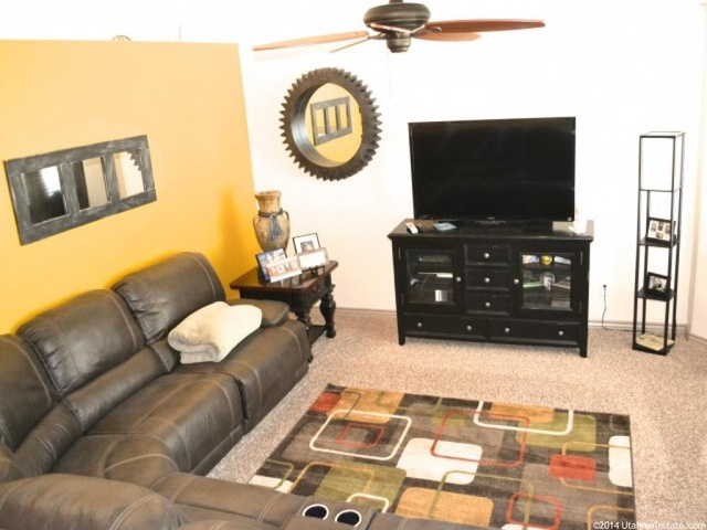 1686 N 2400 W, Clinton, UT 84015 — photo 12