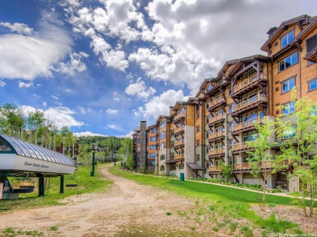8902 S Empire Club Dr E #403, Deer Valley, UT 84060 — photo 2