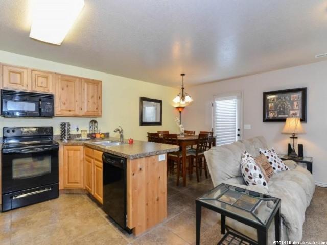 1126 W Lancelot Ln, West Haven, UT 84401 — photo 7