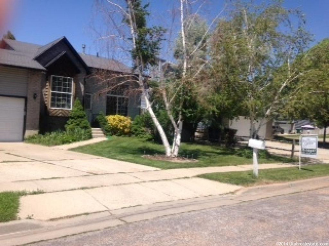 5953 S 2875 W, Roy, UT 84067 — photo 4