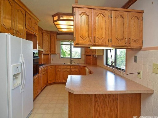 233 E 2450 S, Bountiful, UT 84010 — photo 2