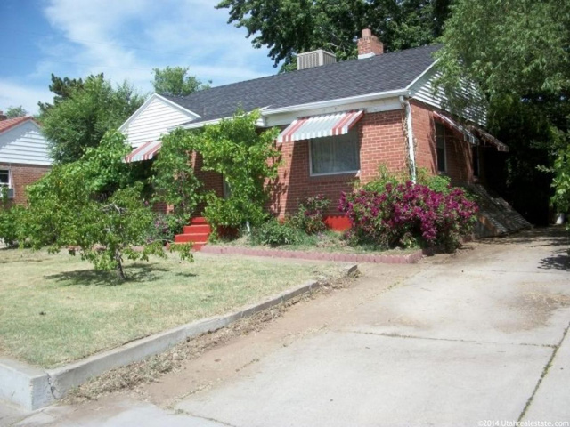 165 Ross Dr, Clearfield, UT 84015 — photo 2