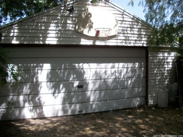 165 Ross Dr, Clearfield, UT 84015 — photo 4