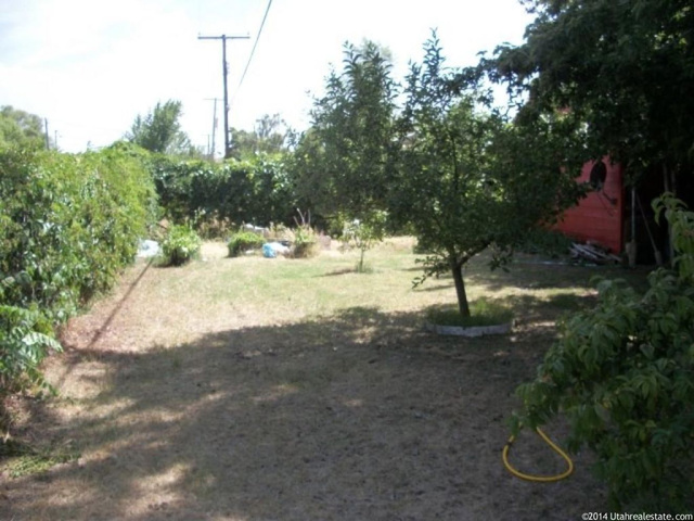 165 Ross Dr, Clearfield, UT 84015 — photo 6