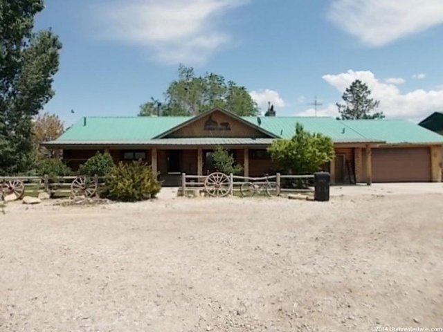 950 N Aurora Blvd E, Aurora, UT 84620 — photo 2