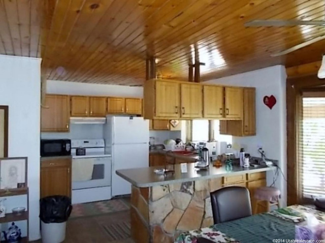 950 N Aurora Blvd E, Aurora, UT 84620 — photo 11