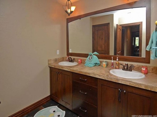 3150 E 25 S, Layton, UT 84040 — photo 12