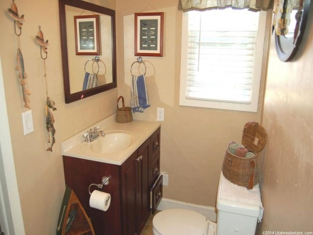 1717 E Swan St, Ogden, UT 84401 — photo 7