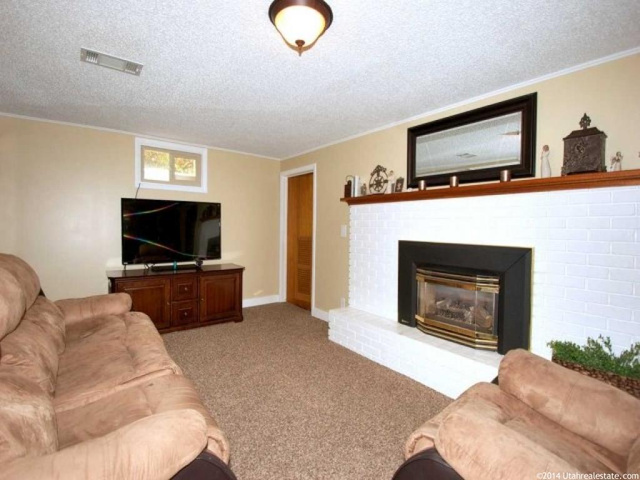 3970 S 2275 W, Roy, UT 84067 — photo 10
