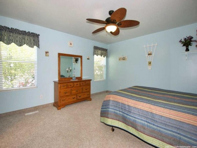 1439 N 1435 W, Clinton, UT 84015 — photo 9