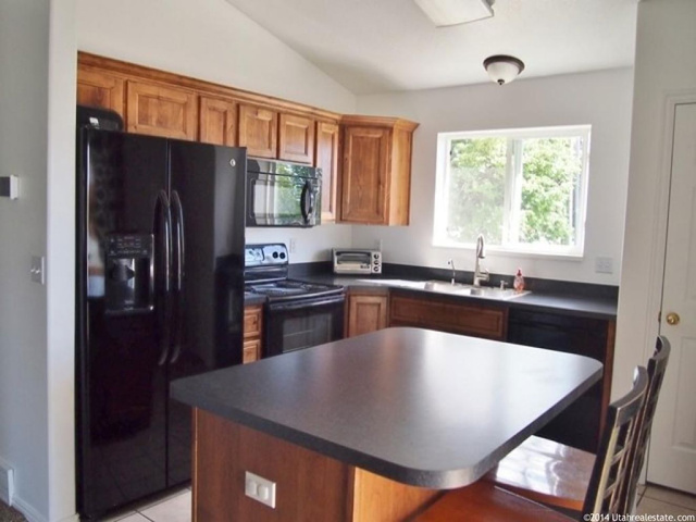445 Maple Cir, North Logan, UT 84341 — photo 6