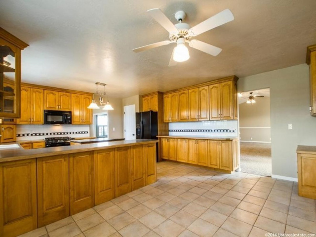 4842 W 3000 S, Taylor, UT 84401 — photo 5