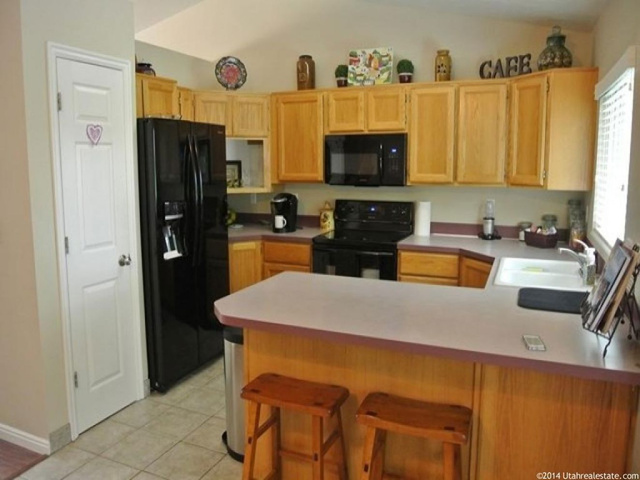 1052 W 1640 N, Clinton, UT 84015 — photo 5