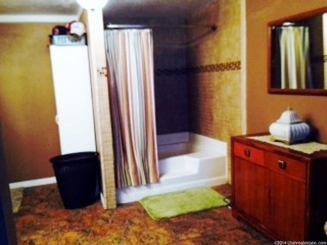 110 E 140 S, Aurora, UT 84620 — photo 8