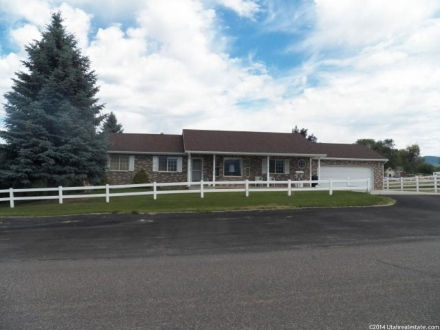 455 E 200 S, Mt Pleasant, UT 84647 — photo 4