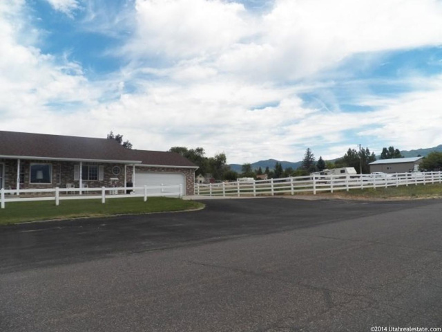 455 E 200 S, Mt Pleasant, UT 84647 — photo 5