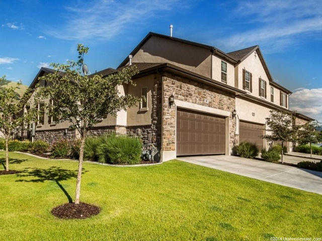 69 N 285 W, Centerville, UT 84014 — photo 2