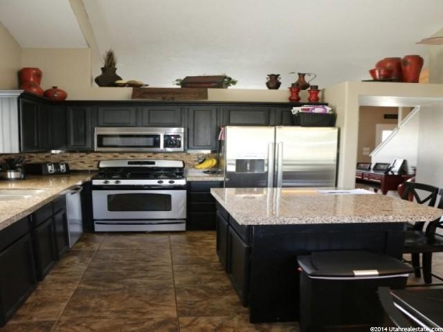 7737 S Sunset Way W, West Jordan, UT 84084