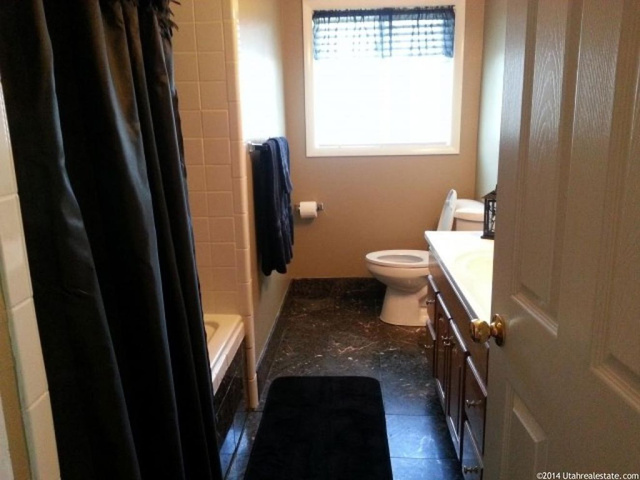 329 E 1850 S, Bountiful, UT 84010 — photo 11