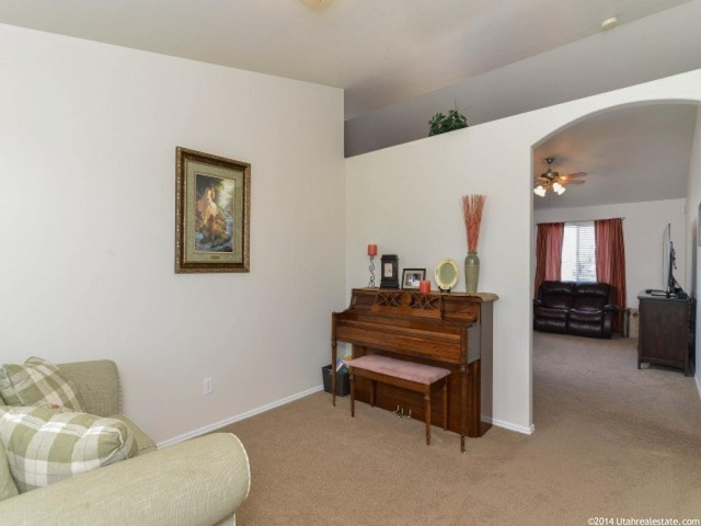 871 W 25 N, Clearfield, UT 84015 — photo 2