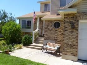1095 N 250 E, Layton, UT 84041 — photo 3