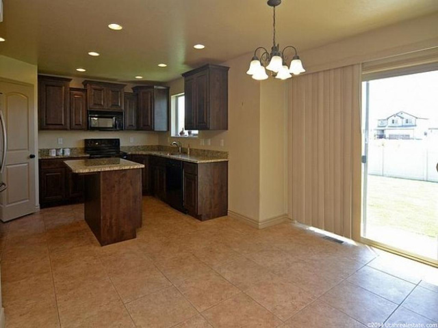 4599 W 5800 S, Hooper, UT 84315 — photo 5