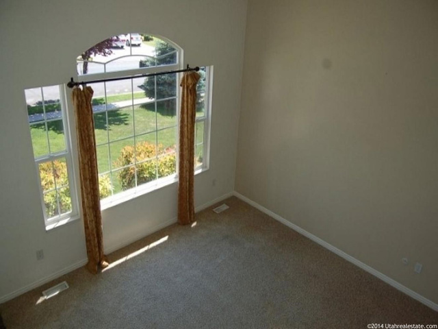 768 W 910 N, Clinton, UT 84015 — photo 2