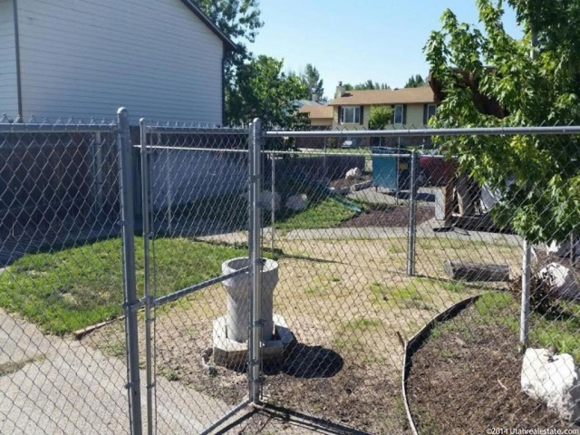 513 N 1000 W, Clearfield, UT 84015 — photo 4