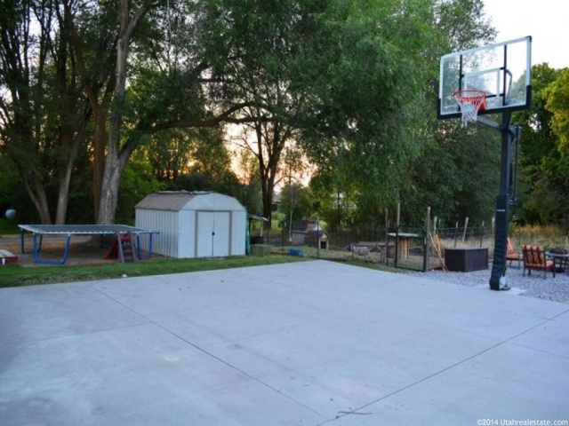 429 W 100 N, Smithfield, UT 84335 — photo 8