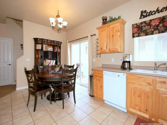 6165 S 1375 E, South Ogden, UT 84405 — photo 9