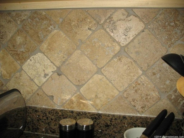 980 E Canyon Creek Dr S, Bountiful, UT 84010 — photo 3