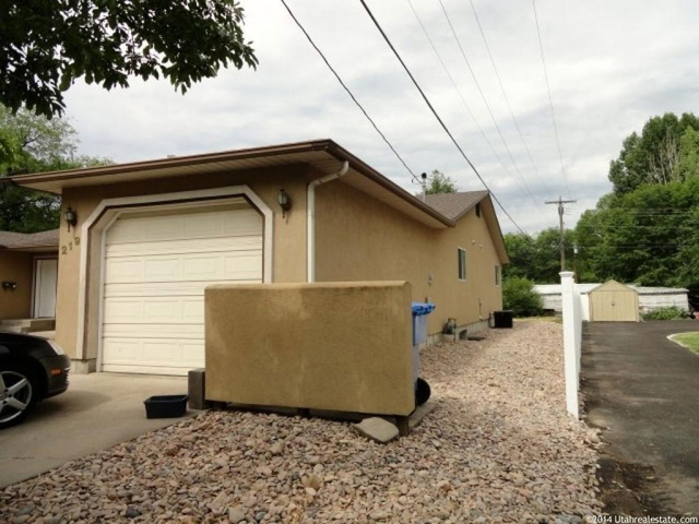 219 N 100 W, Logan, UT 84321 — photo 4