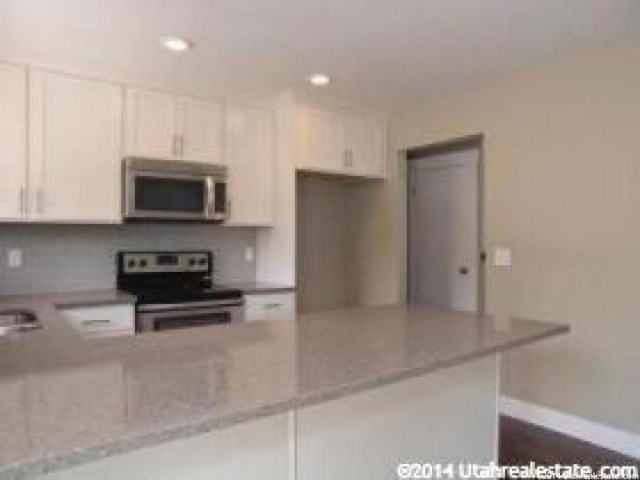 9517 S 1335 E, Sandy, UT 84092 — photo 10