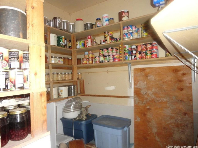 428 E 500 N, Vernal, UT 84078 — photo 12